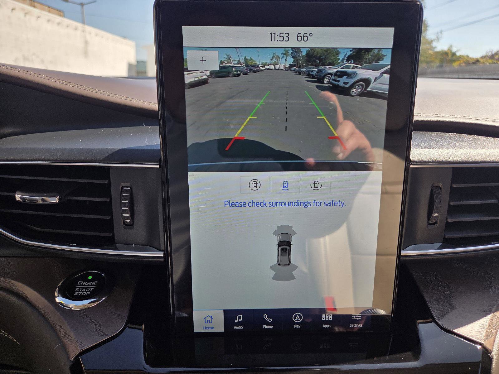 Certified 2021 Ford Explorer Platinum w/ Equipment Group 601A image 25