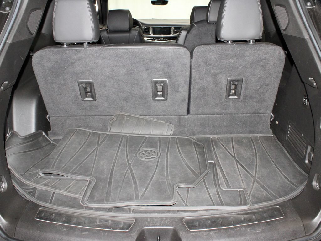 Used 2023 Buick Enclave Avenir w/ Avenir Technology Package AWD/4WD image 15