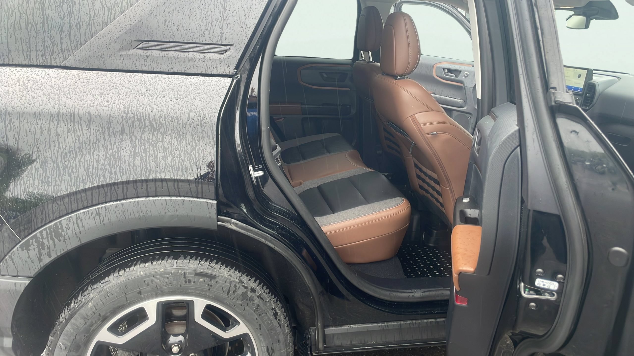 Certified 2023 Ford Bronco Sport Outer Banks w/ Tech Package AWD/4WD image 11
