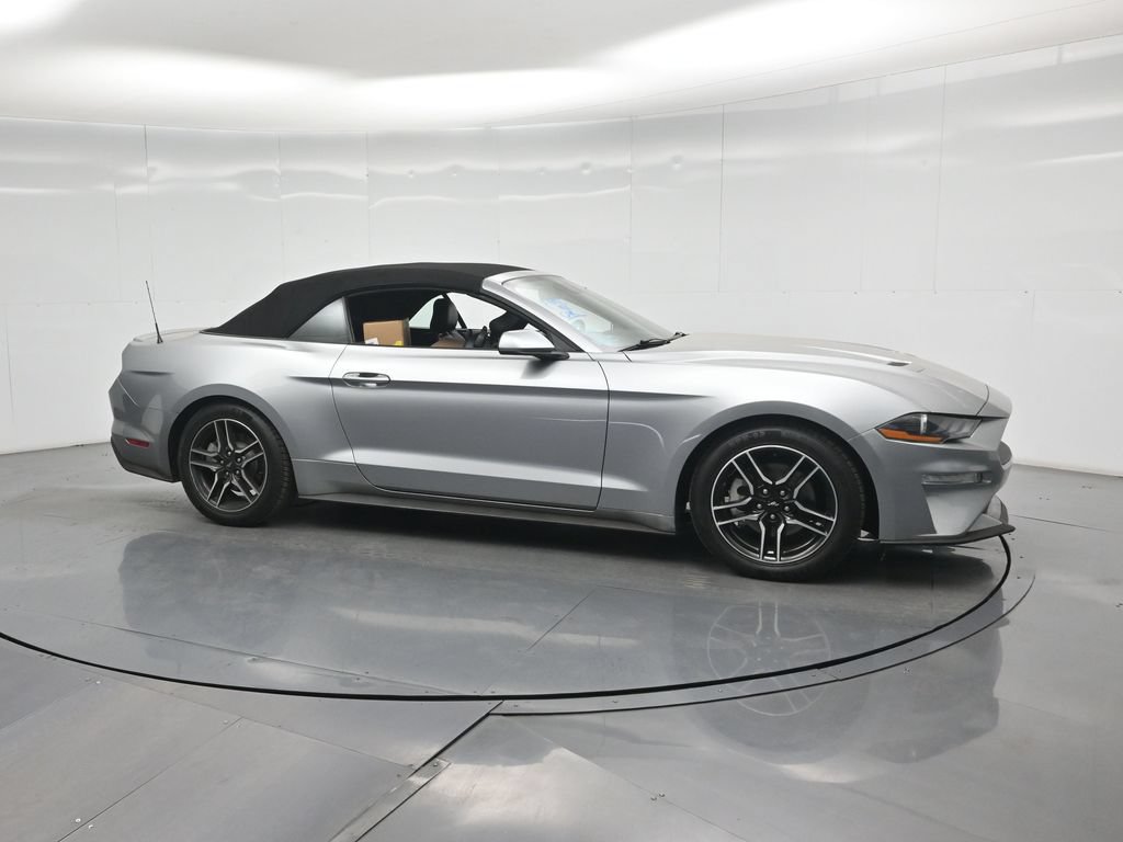 Certified 2022 Ford Mustang Premium RWD image 6