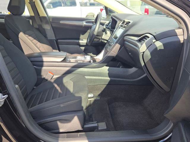 Certified 2020 Ford Fusion SE image 8