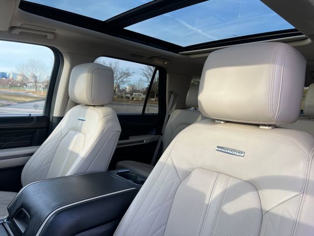 Certified 2023 Ford Expedition Platinum image 18