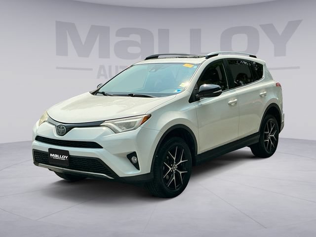 Used 2018 Toyota RAV4 SE