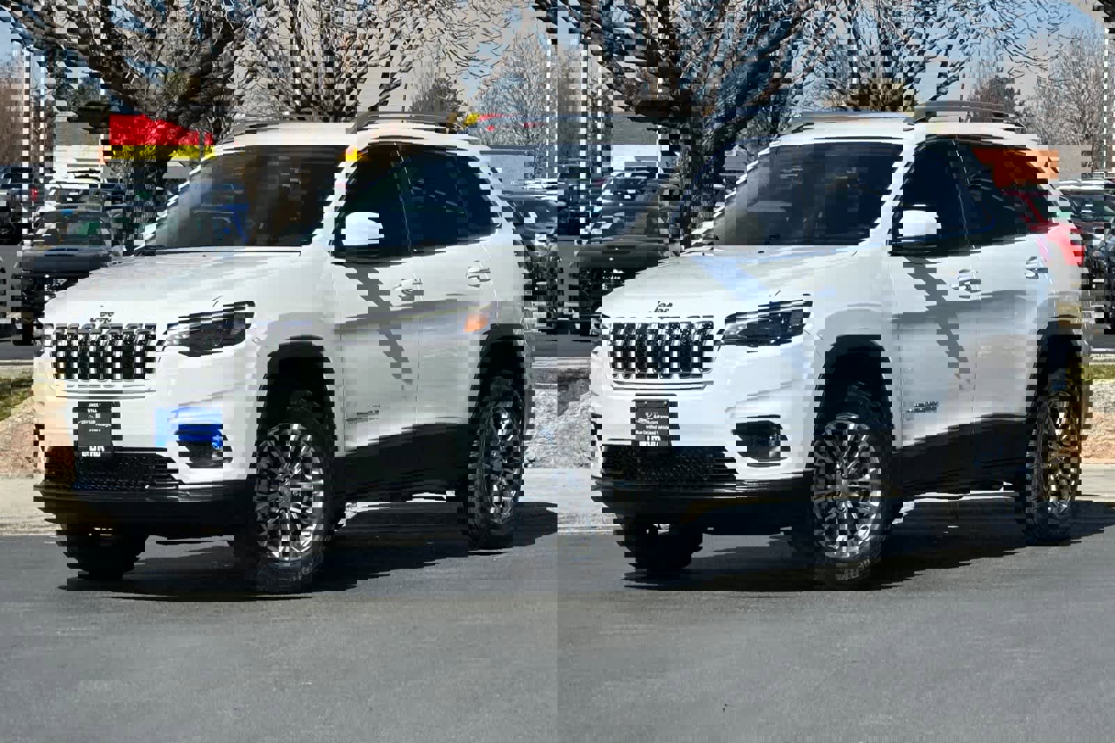 Used 2019 Jeep Cherokee Latitude Plus w/ Comfort/Convenience Group image 1