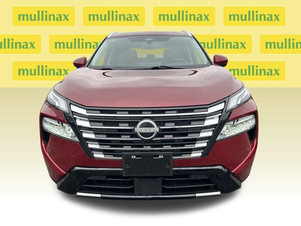 Used 2024 Nissan Rogue Platinum w/ Platinum Premium Package image 16