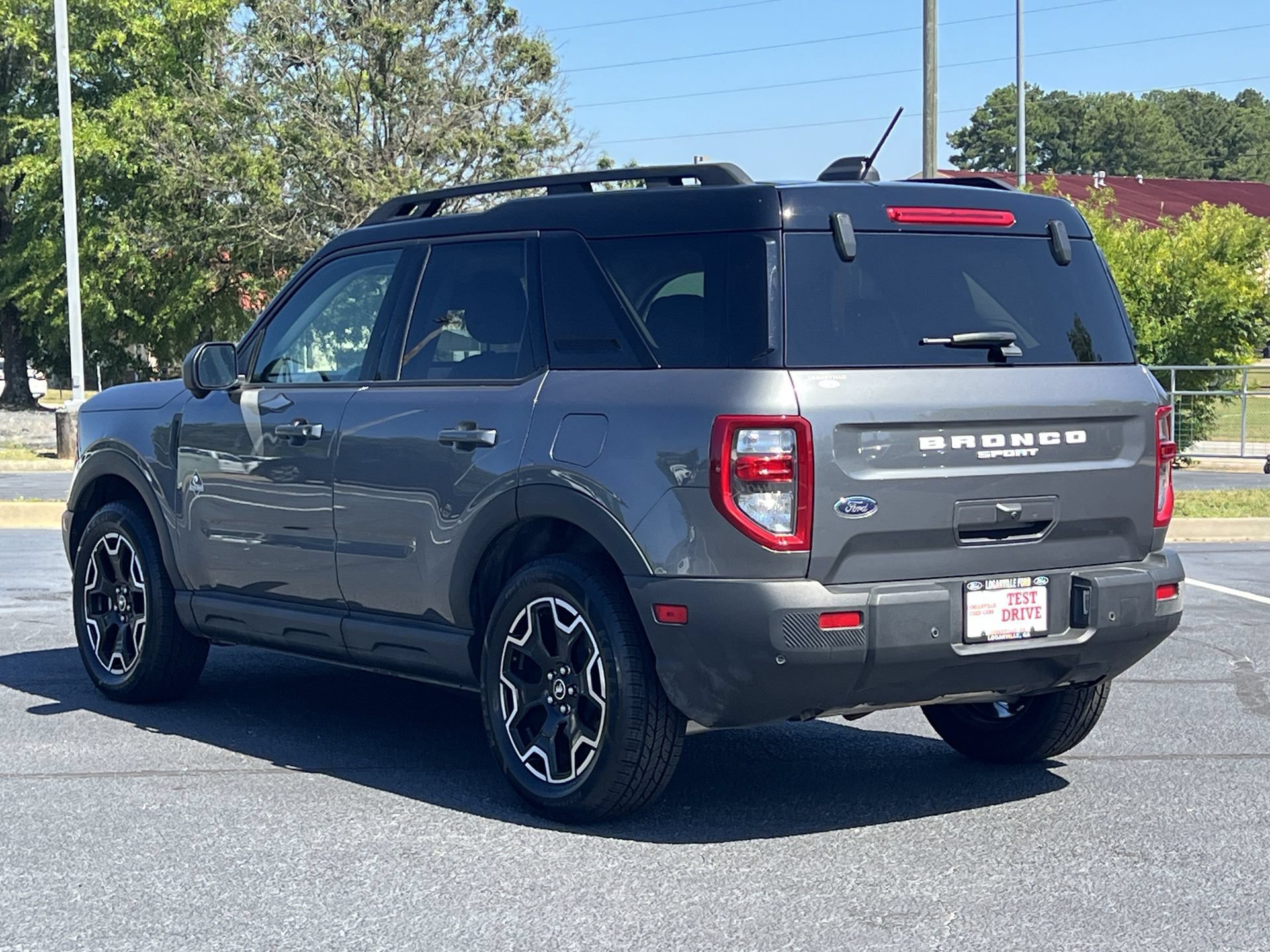 Certified 2025 Ford Bronco Sport Outer Banks w/ Outer Banks Tech Package+ AWD/4WD image 25