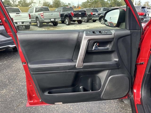 Used 2024 Toyota 4Runner SR5 image 19