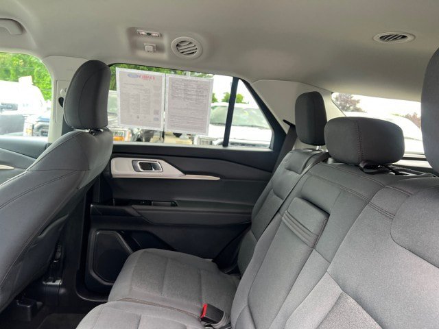 Certified 2025 Ford Explorer Active AWD/4WD image 28