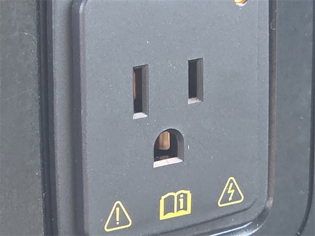 Certified 2022 Ford F150 XLT w/ Equipment Group 302A High image 19