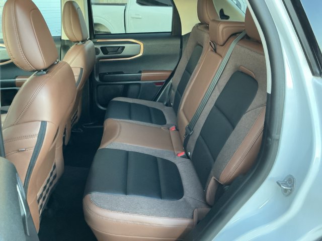 Certified 2025 Ford Bronco Sport Outer Banks w/ Outer Banks Tech Package+ AWD/4WD image 22