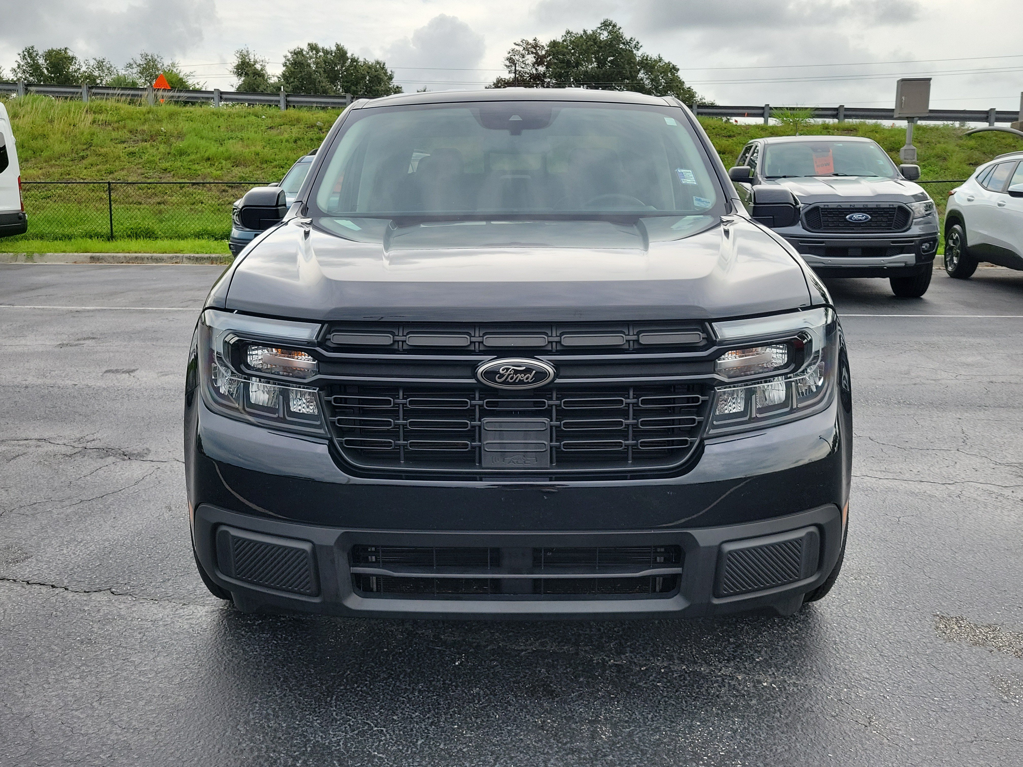 Certified 2024 Ford Maverick Lariat w/ Black Appearance Package FWD image 2