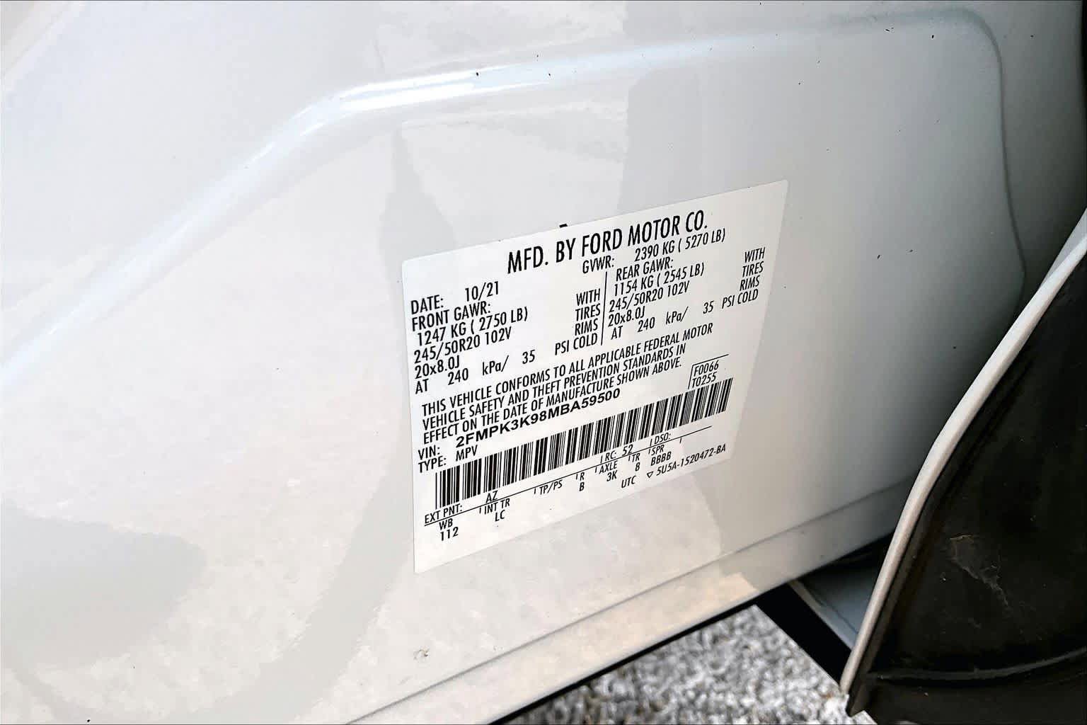 Certified 2021 Ford Edge Titanium FWD image 34