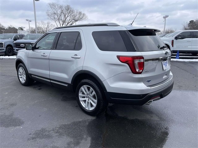 Certified 2018 Ford Explorer XLT w/ Equipment Group 201A image 3