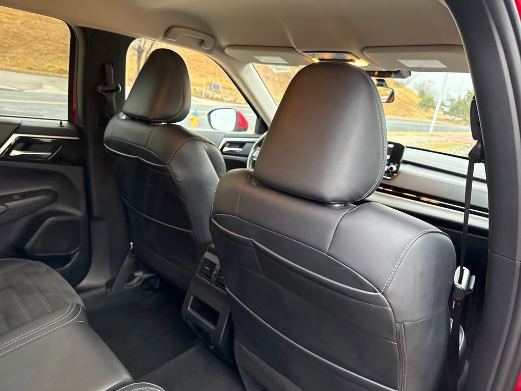 Used 2024 Mitsubishi Outlander SE image 24