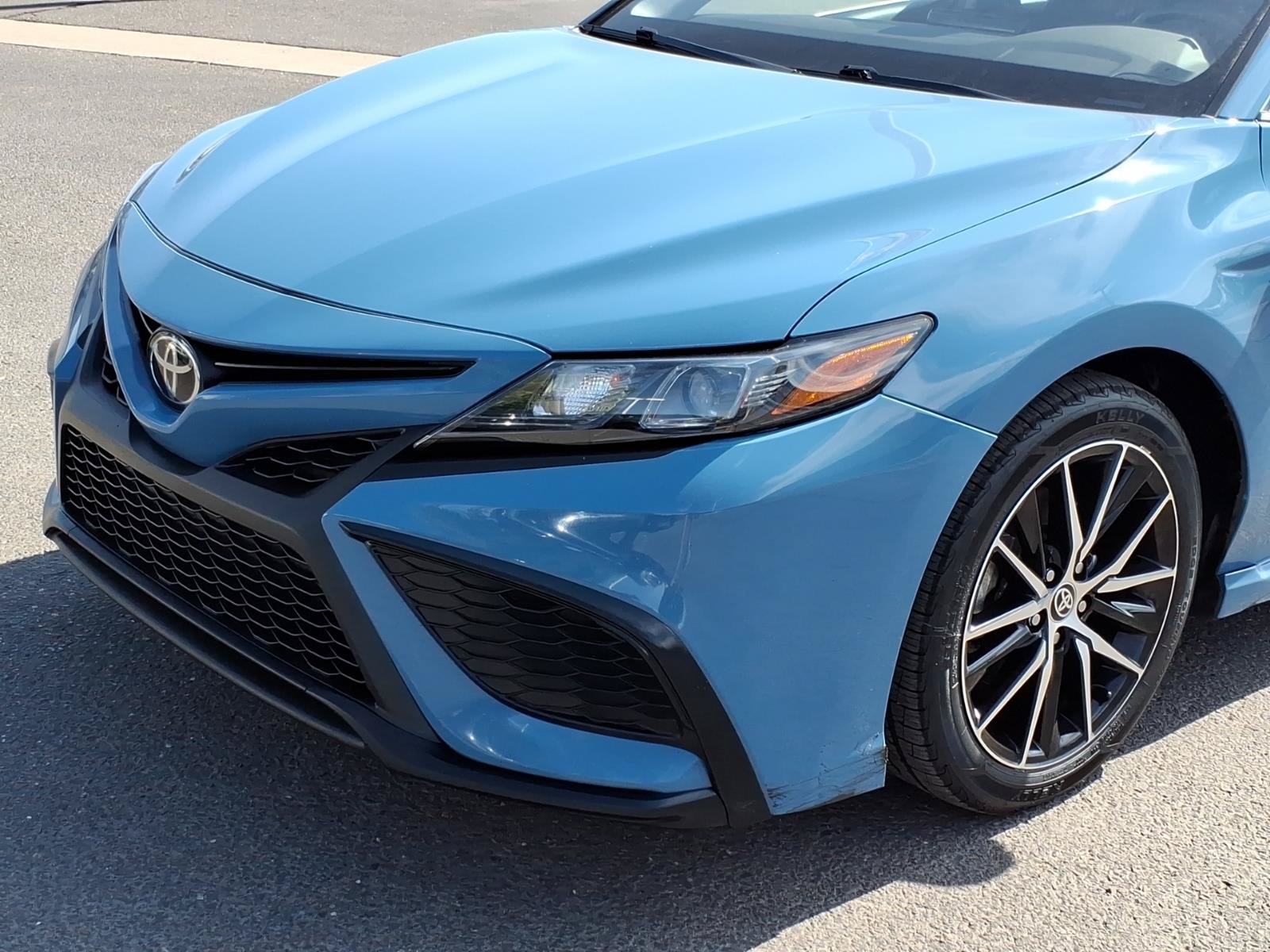 Used 2023 Toyota Camry SE w/ Convenience Package FWD image 8