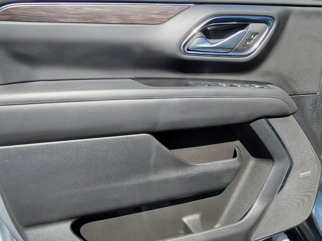 Used 2024 Chevrolet Tahoe Z71 w/ Luxury Package AWD/4WD image 18