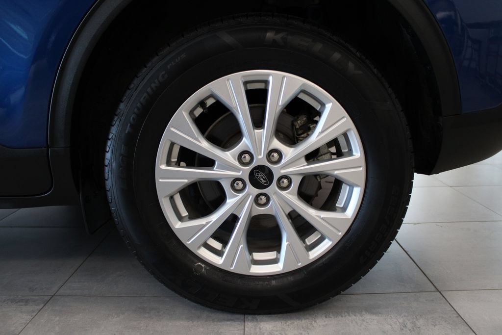 Certified 2023 Ford Escape Active AWD/4WD image 9
