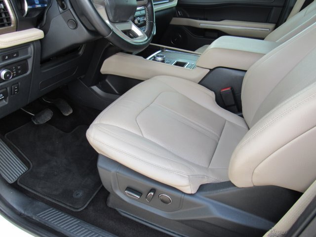 Certified 2022 Ford Expedition Max Limited RWD image 15