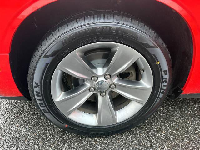 Used 2019 Dodge Challenger SXT w/ Driver Convenience Group image 30