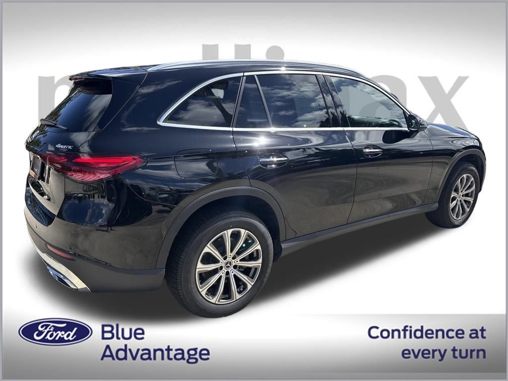 Used 2024 Mercedes-Benz GLC 300 4MATIC image 4