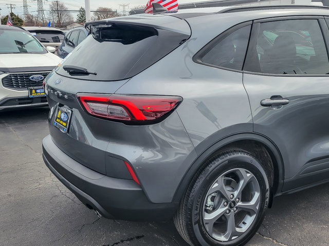 Certified 2025 Ford Escape ST-Line image 5