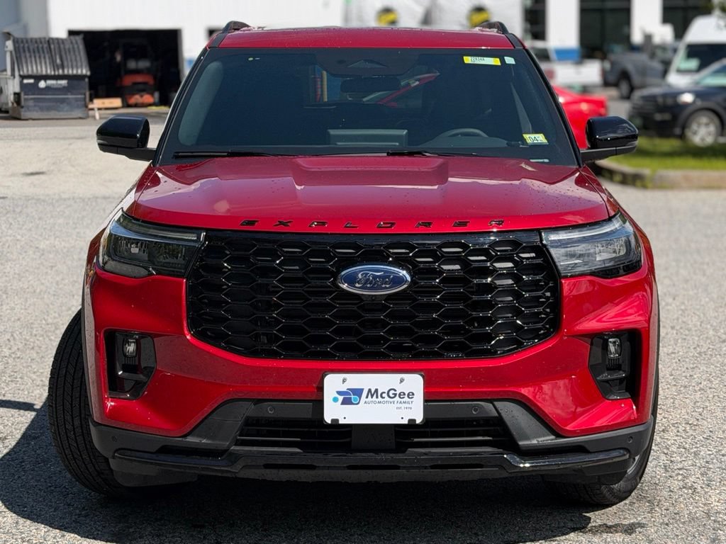 Certified 2026 Ford Explorer ST-Line AWD/4WD image 2