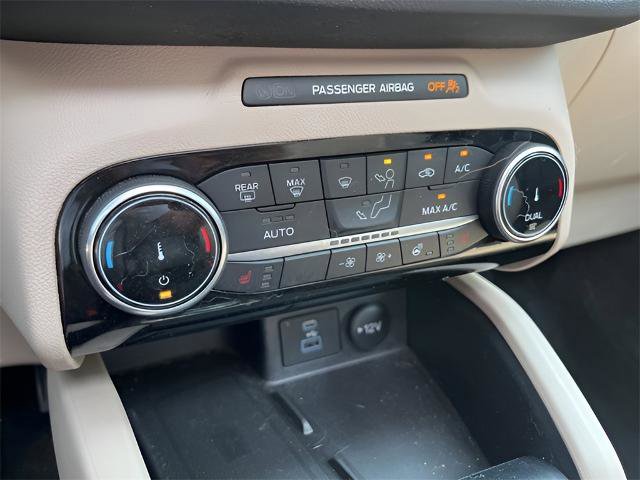 Certified 2022 Ford Escape SEL w/ Technology Package image 24