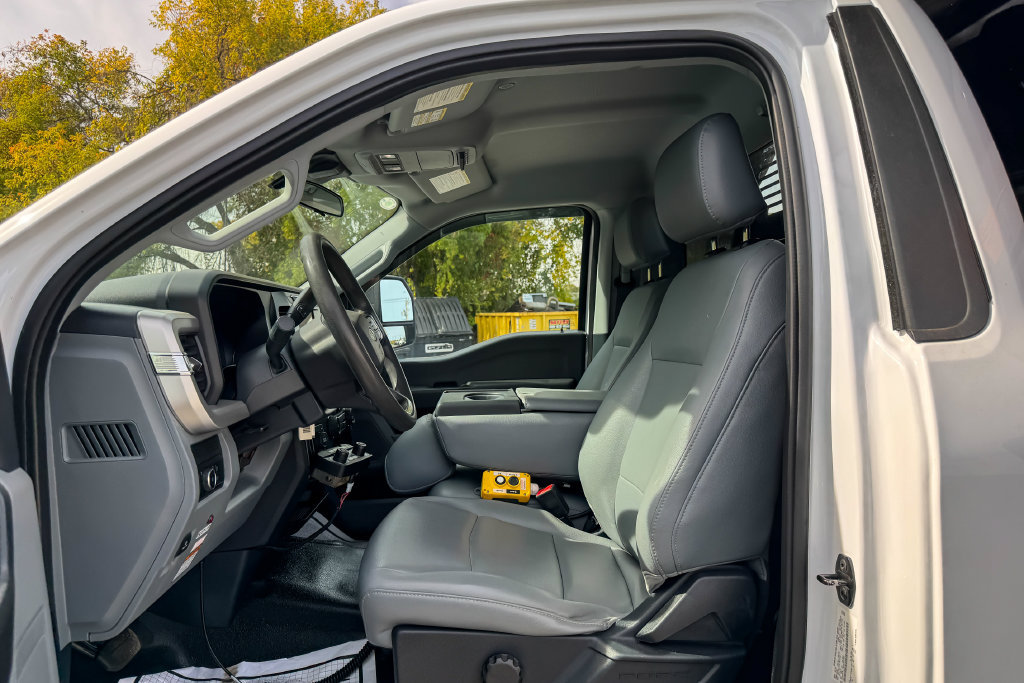 Certified 2023 Ford F600 4x4 Regular Cab Super Duty w/ Snow Plow Prep Package image 18