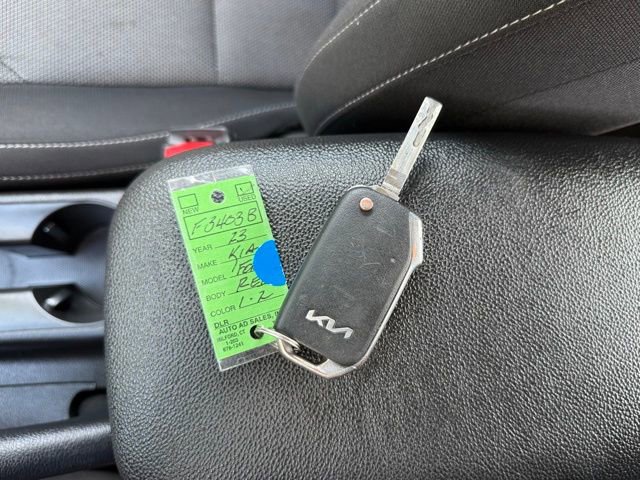 Used 2023 Kia Forte LXS w/ LXS Technology Package image 32