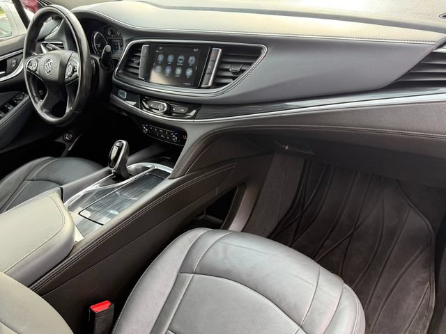 Used 2019 Buick Enclave Essence FWD image 23