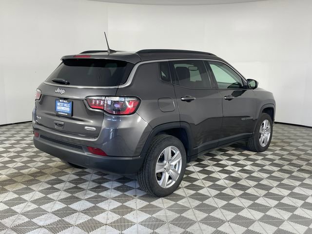 Used 2022 Jeep Compass Latitude w/ Sun and Sound Group AWD/4WD image 25
