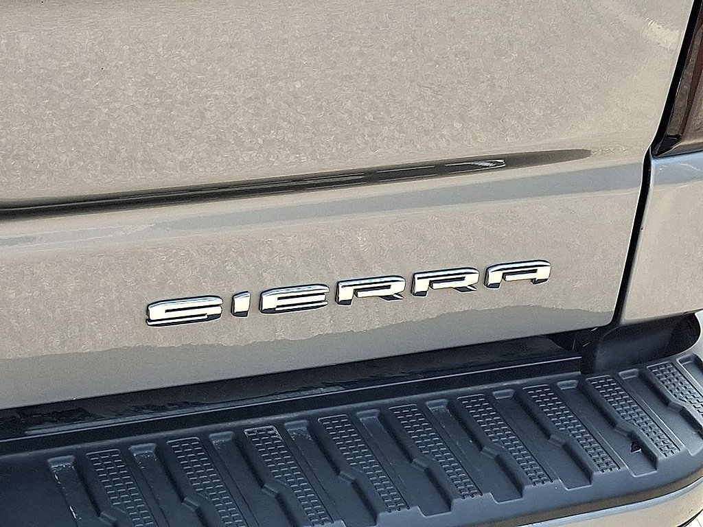 Used 2025 GMC Sierra 1500 Denali w/ Denali Reserve Package AWD/4WD image 24
