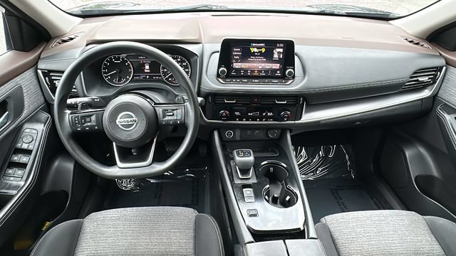 Used 2021 Nissan Rogue SV FWD image 22