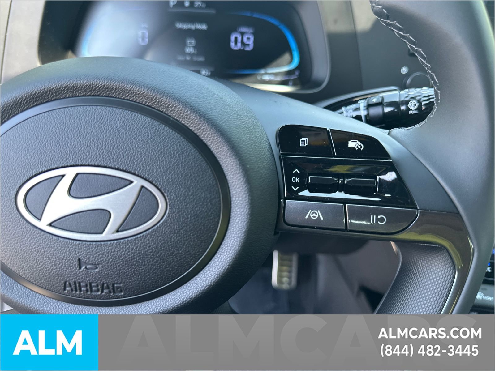 Used 2025 Hyundai Elantra Sport image 21