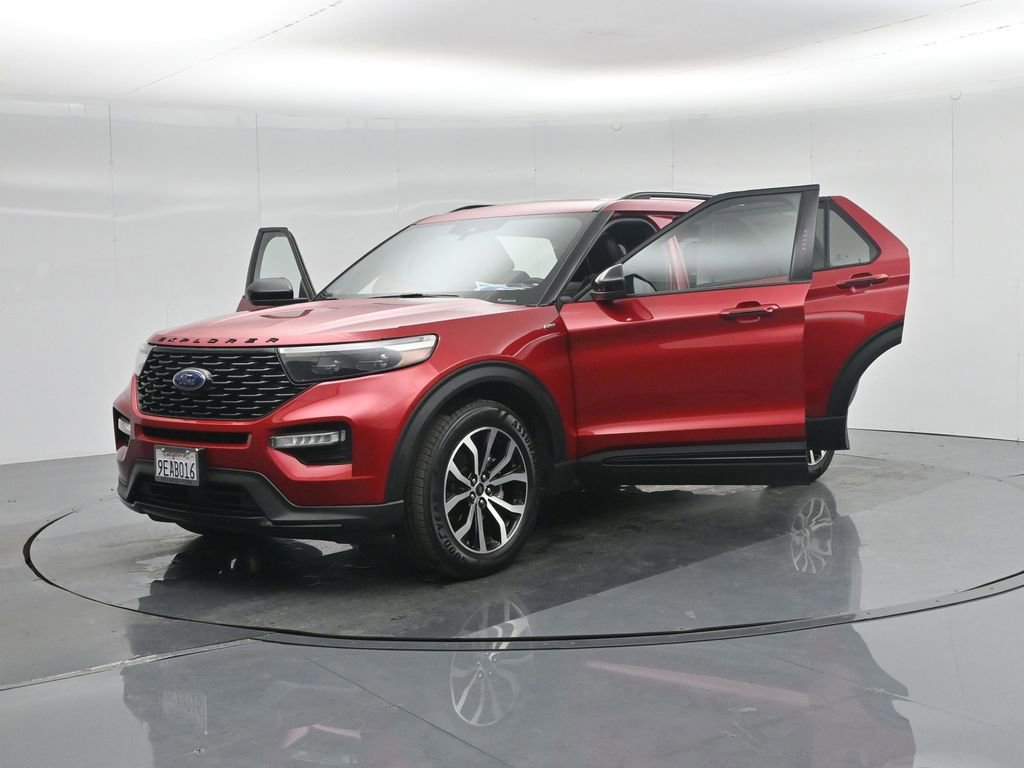 Certified 2022 Ford Explorer ST-Line w/ Class IV Trailer Tow Package image 35