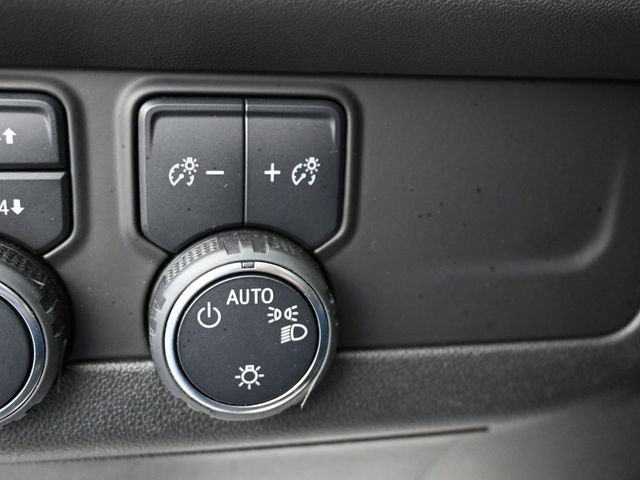 Used 2023 Chevrolet Suburban Z71 w/ Luxury Package image 26