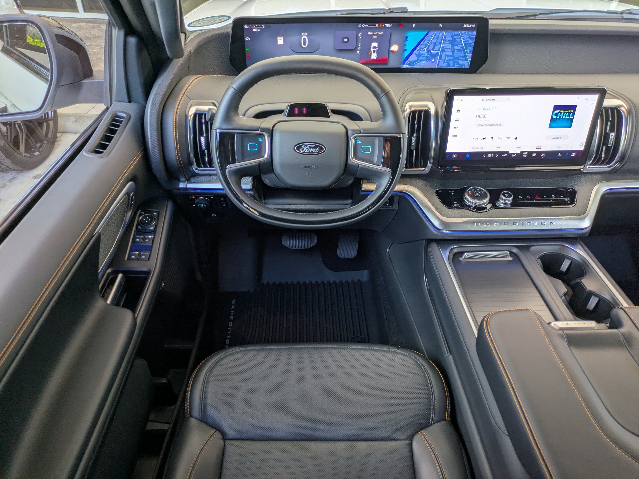 Certified 2025 Ford Expedition Tremor AWD/4WD image 18