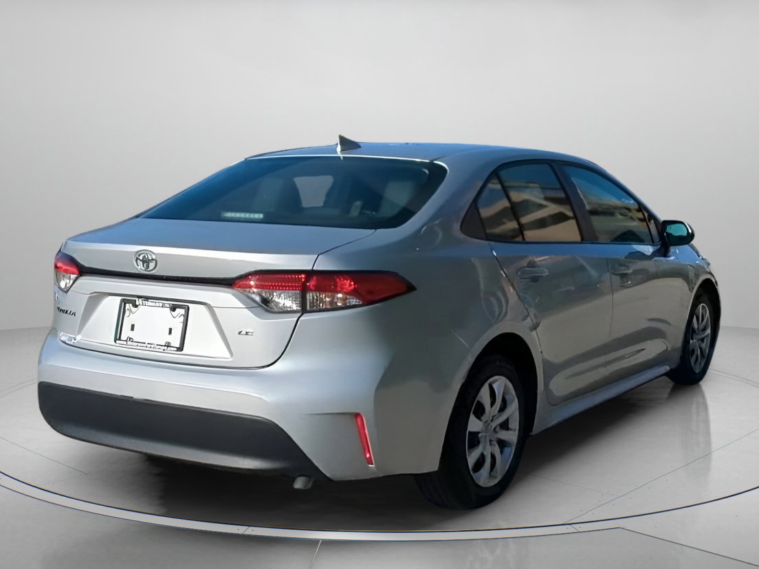 Used 2024 Toyota Corolla LE image 18