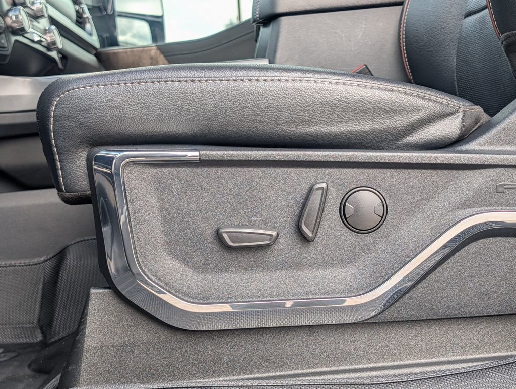 Certified 2023 Ford F250 Lariat w/ Lariat Ultimate Package image 15