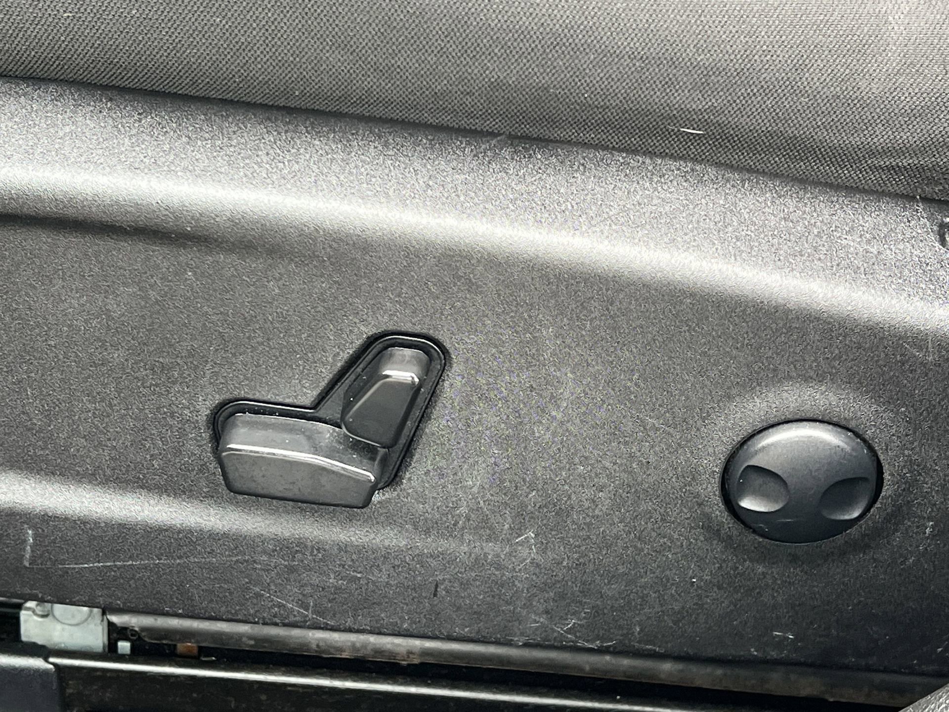 Used 2023 Dodge Charger SXT image 24