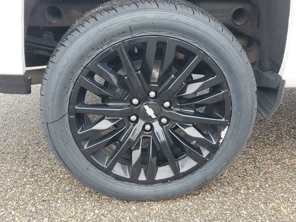 Used 2019 Chevrolet Silverado 1500 LT w/ All Star Edition image 6