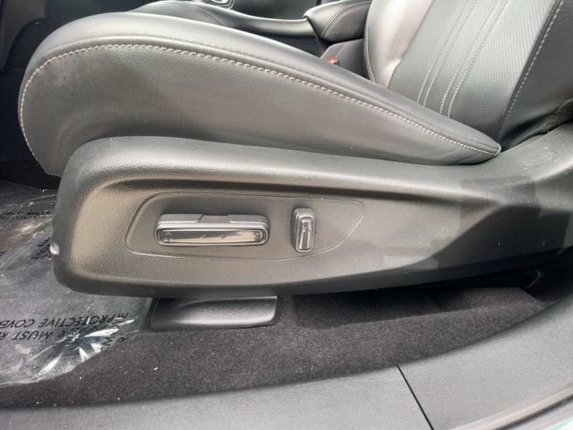 Used 2024 Honda HR-V EX-L image 13