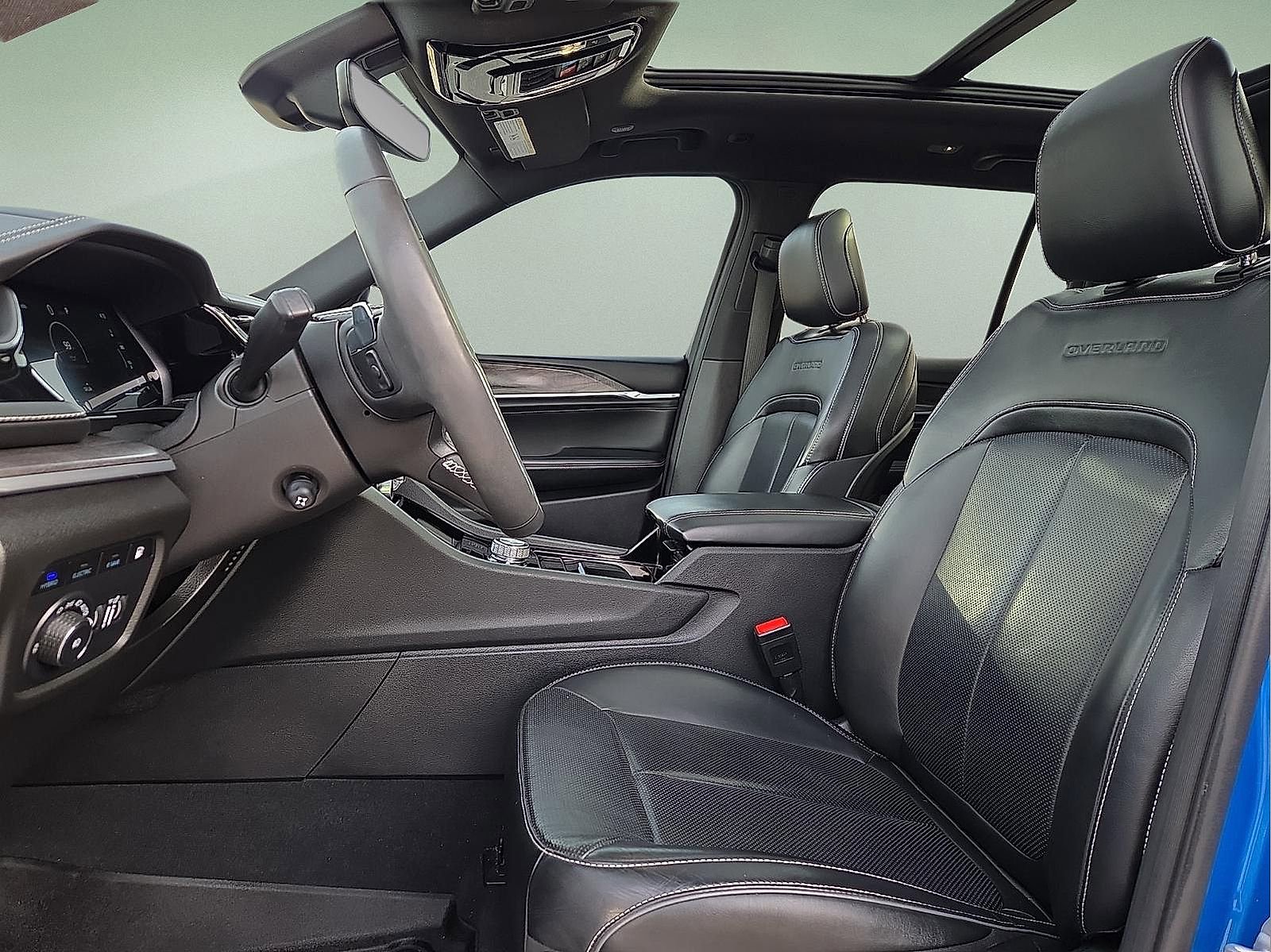 Used 2022 Jeep Grand Cherokee Overland image 14