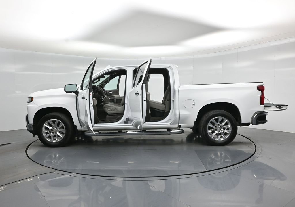 Used 2020 Chevrolet Silverado 1500 LTZ w/ LTZ Plus Package AWD/4WD image 30