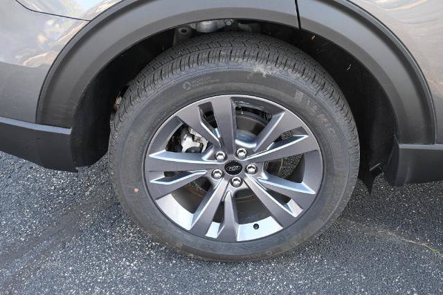Certified 2025 Ford Explorer Active w/ Active Comfort Package AWD/4WD image 16
