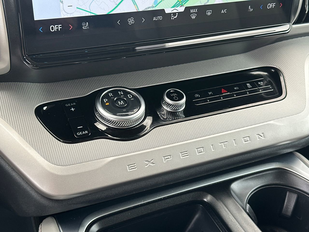 Certified 2025 Ford Expedition Max Active RWD image 33