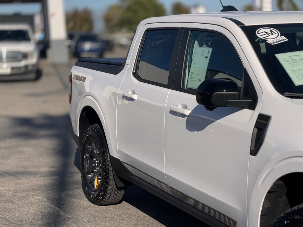 Certified 2025 Ford Maverick Tremor image 5