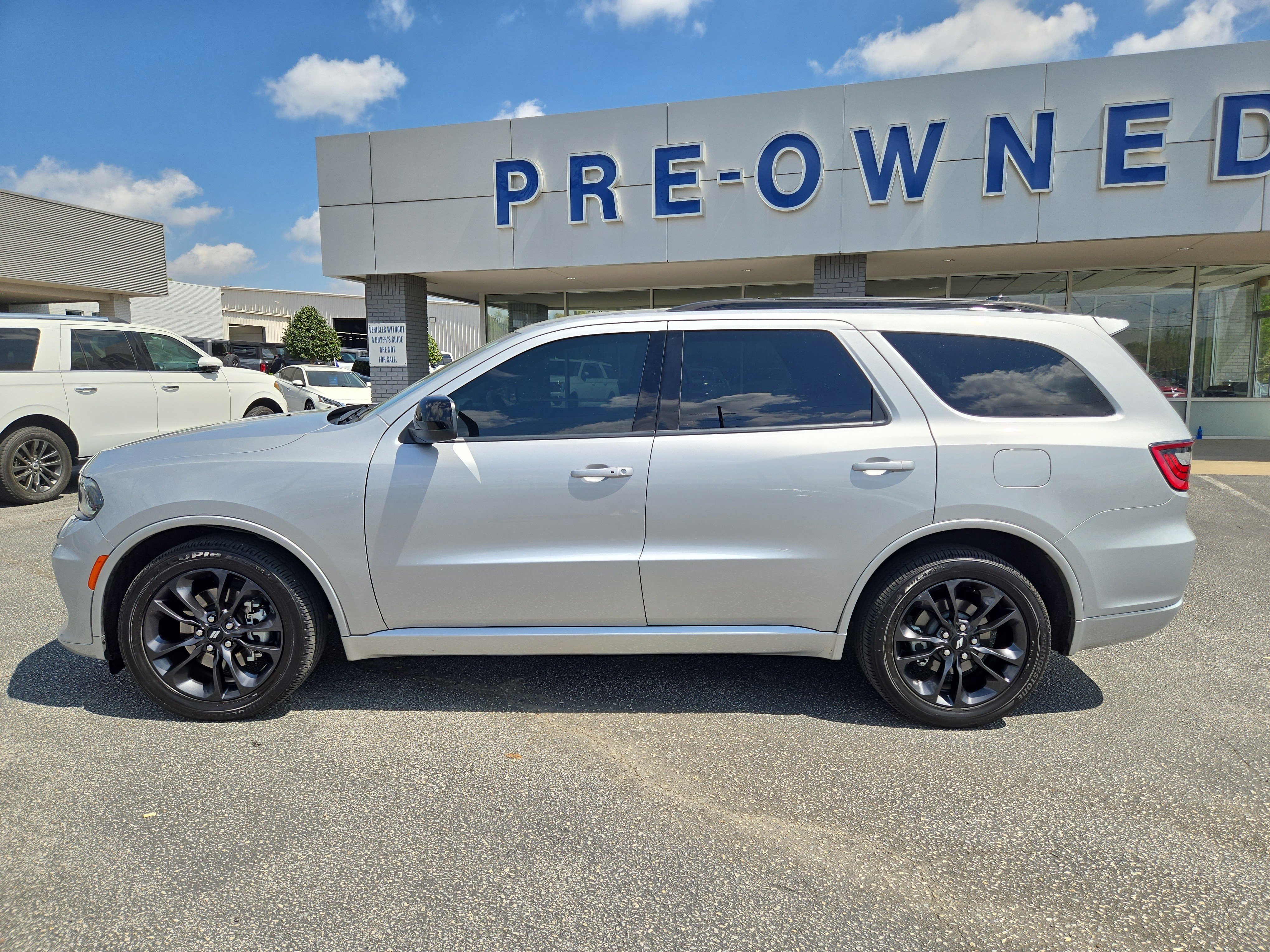 Used 2025 Dodge Durango GT w/ Blacktop Package image 11