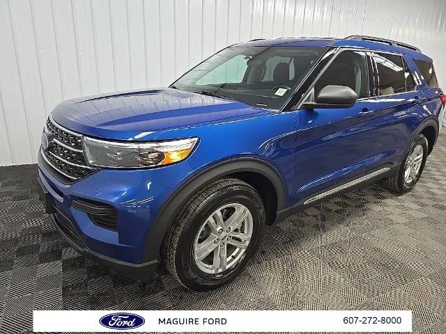 Certified 2022 Ford Explorer XLT image 2