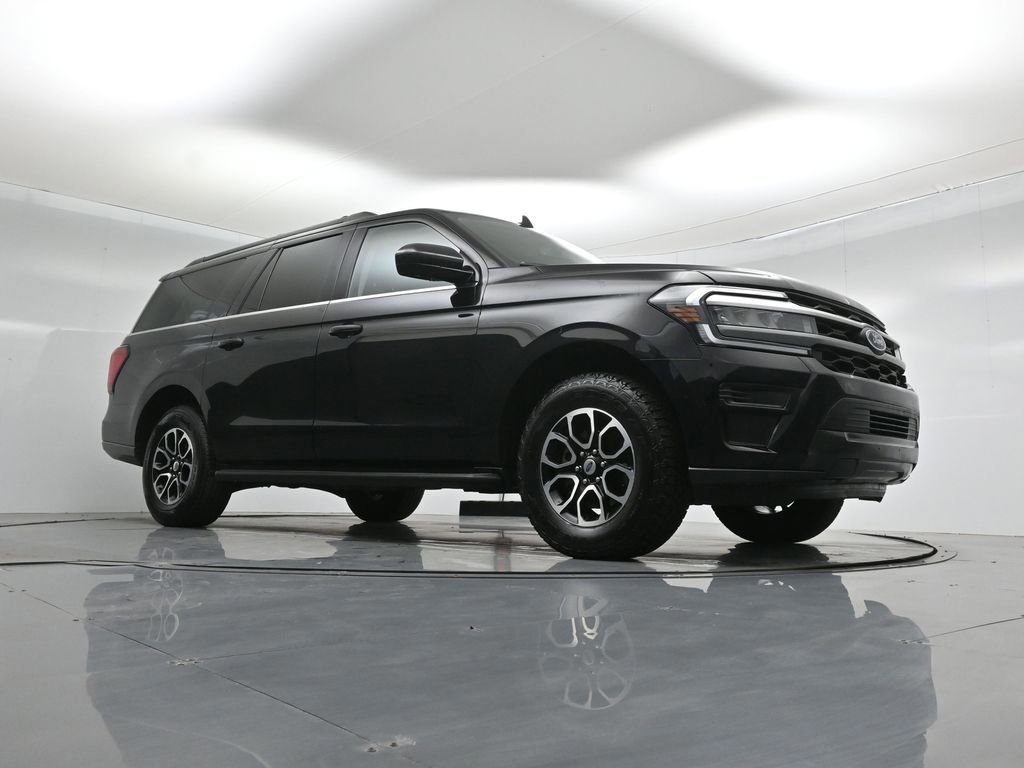 Certified 2024 Ford Expedition Max XLT image 2